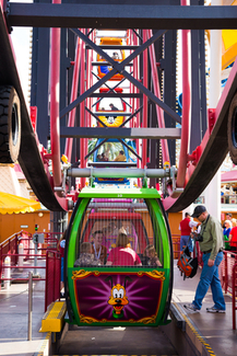Mickey's Fun Wheel